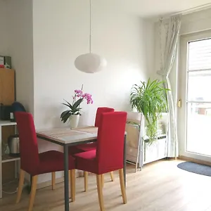 Apartament Quiet City-apt, 4min City-center, 18min Fair Nuernberg!!!